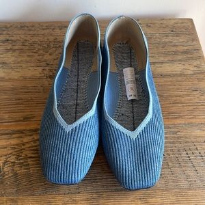 Vivaia brand new blue square toe Margot flats Size 40